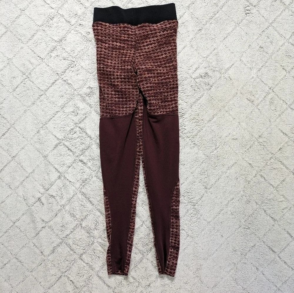 Nike Pro Tights Women's XS Red Burgundy Crush Hyperwarm Training Leggings